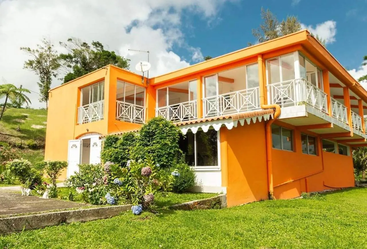 Maison Spacieuse A Saint-Joseph Avec Vue Sur La Mer
